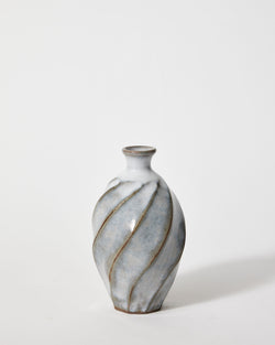 Terunobu Hirata — Twist Faceted Sake Bottle in Straw White