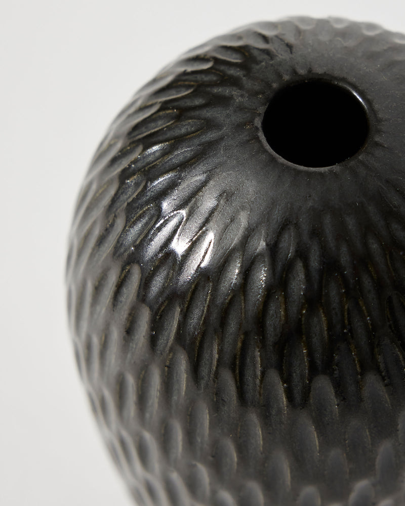 Asahi So —  Medium Carved Bud Vase in Inky Black
