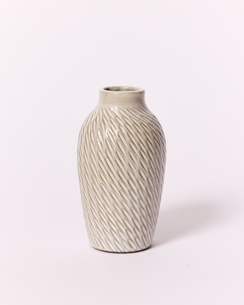 Asahi So —  Medium Carved Budvase in Misty White