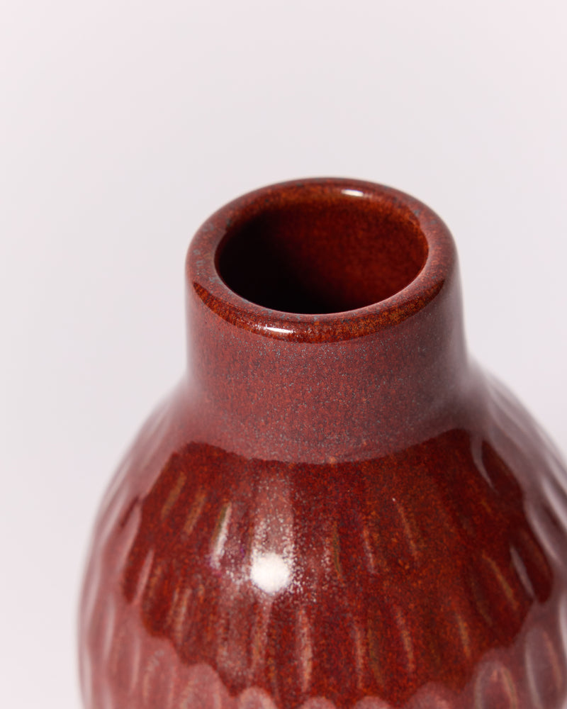 Asahi So —  Medium Carved Budvase in Lacquer Red