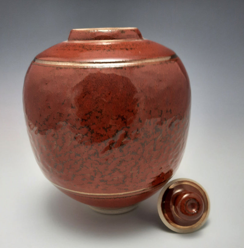 Timothy White — Lidded Vessel in Red with Gold Trim