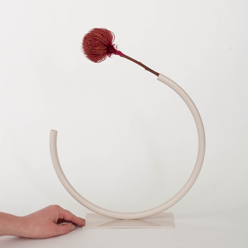 Anna Varendorff, ACV studio — Medium 'Edging Over' Vase in Cream