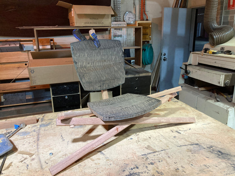 Bonhula Yunupingu x Damien Wright  — Bonggawa’wu Nhana’nhamirri (Boss’s chair), 2022 