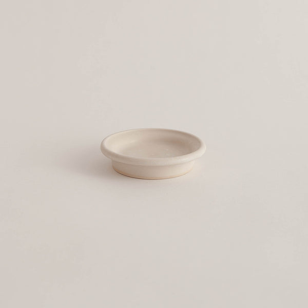Christopher Plumridge  — Rounded Butter Dish in White Crystal Matte