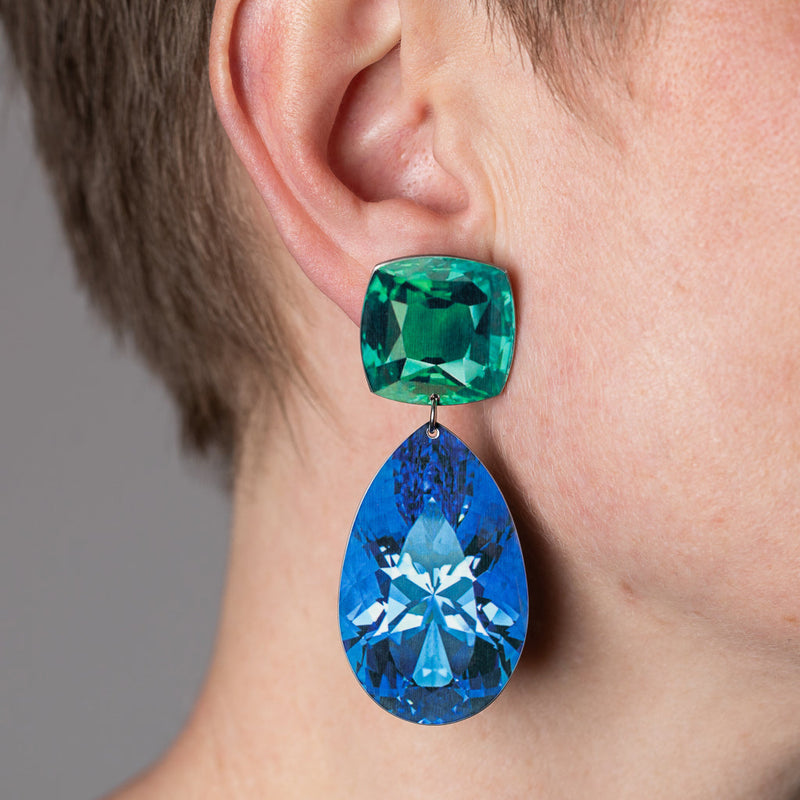 Anna Davern — Medium Emerald Pear Rocks Earrings