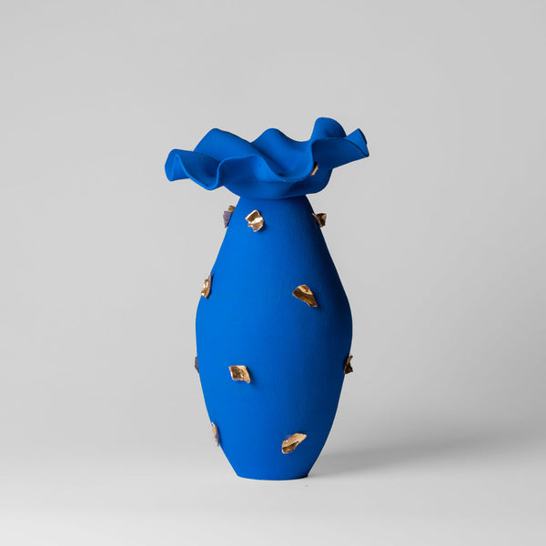 Jessica Sellinger — Wave Vase with Gold Flakes, 2022
