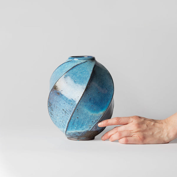 Terunobu Hirata — Twist Faceted Vase, 2022