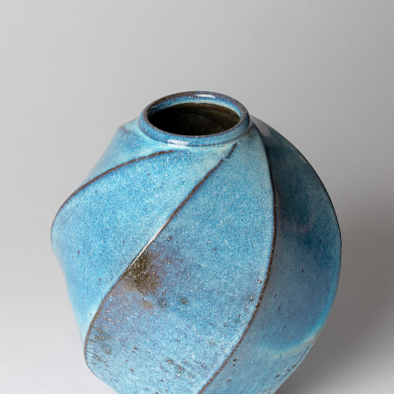 Terunobu Hirata — Twist Faceted Vase, 2022