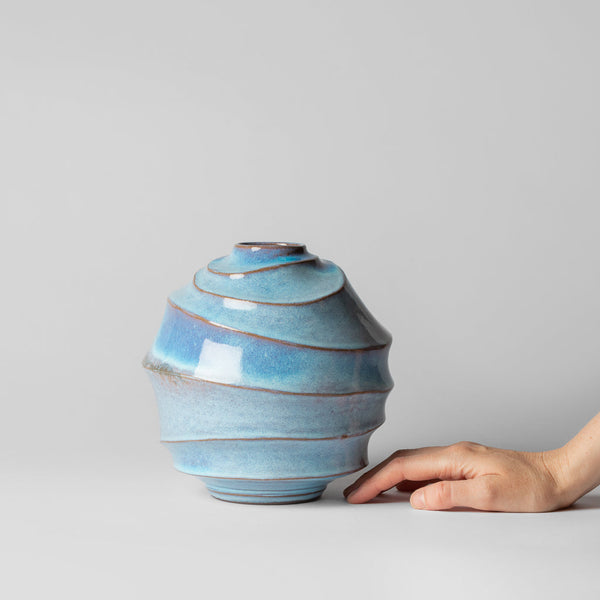 Terunobu Hirata – Faceted Wave Vase, 2022
