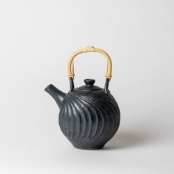 Terunobu Hirata — Carved Black Matte Teapot