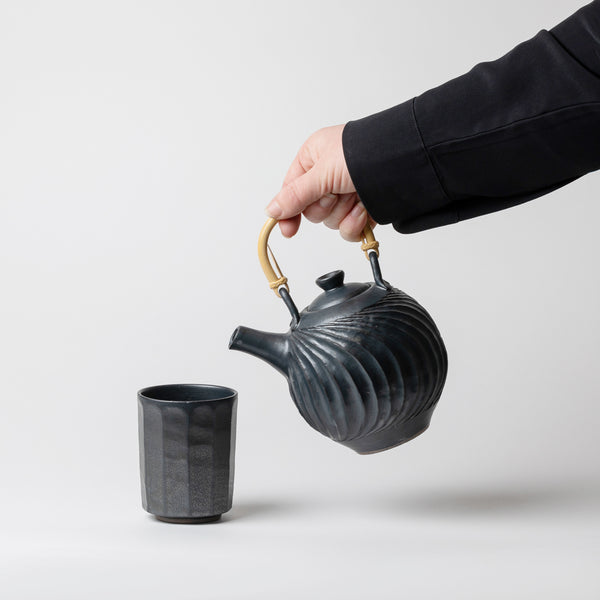 Terunobu Hirata — Carved Black Matte Teapot