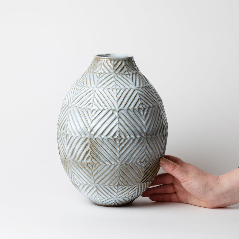 Terunobu Hirata — Large Carved Vase in Straw White