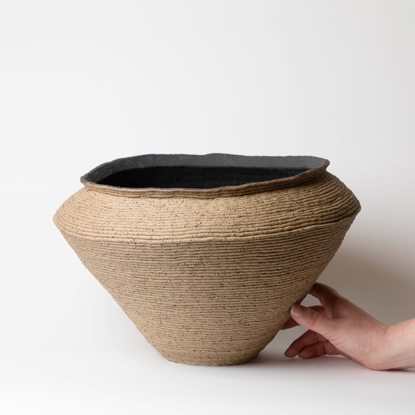 Mali Taylor — Large Orbit Vase in Black