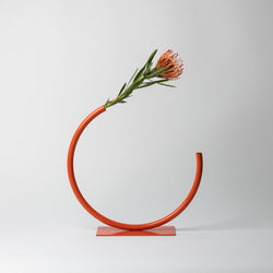 Anna Varendorff, ACV studio — Edging Over Vase in red