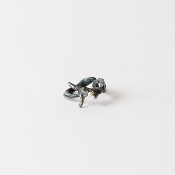 ZIPEI — 'Driftwood' Ring with Pearl in Oxidised Sterling Silver