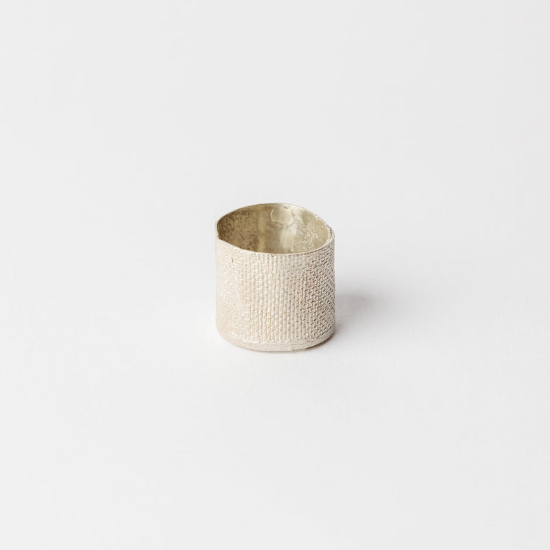 ZIPEI — 'Bandage' Ring in Sterling Silver