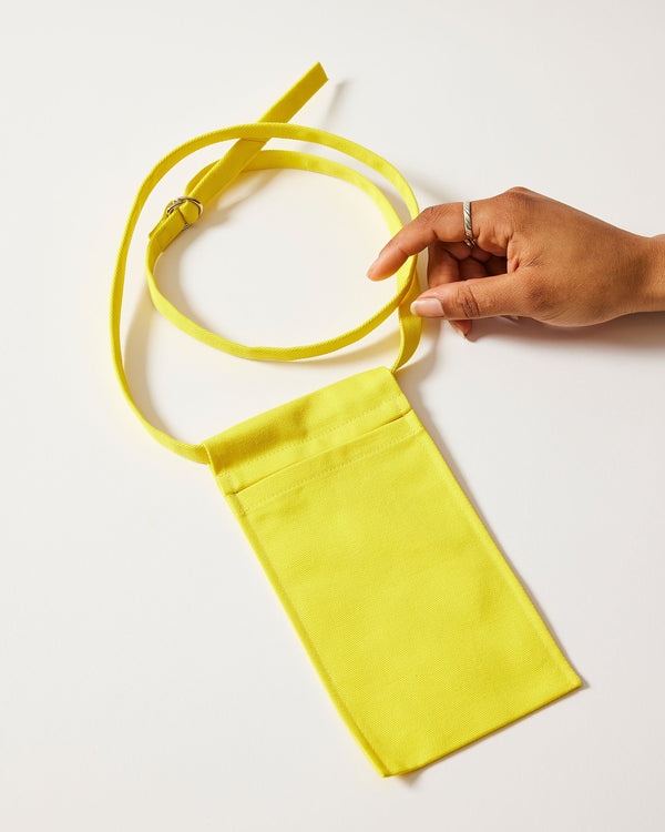 Articles of Clothing – N°184 Phone Belt Pocket in Yellow