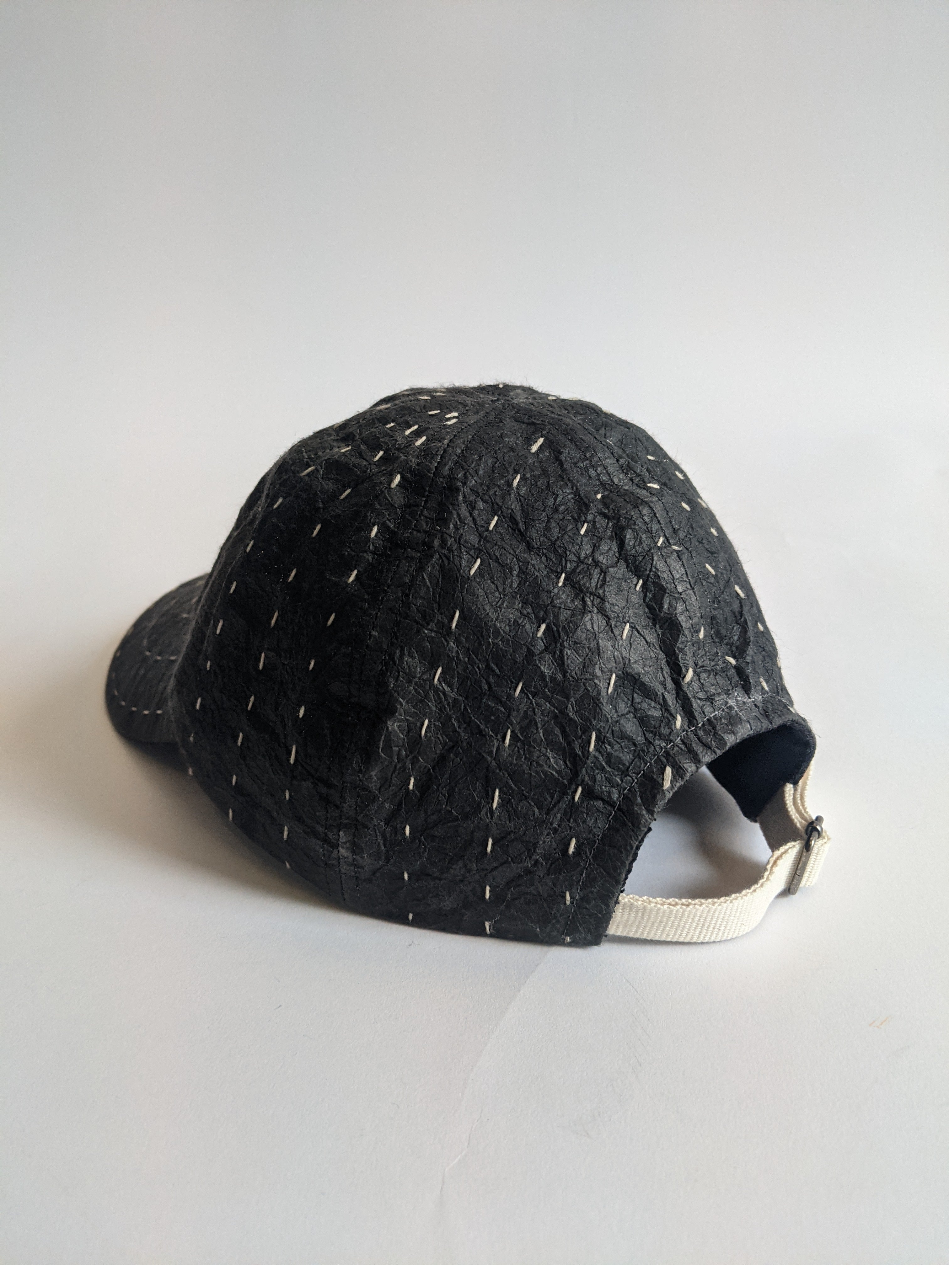 DNJ — Waxed Japanese Paper Leather Cap in White on Black SHOPCraft
