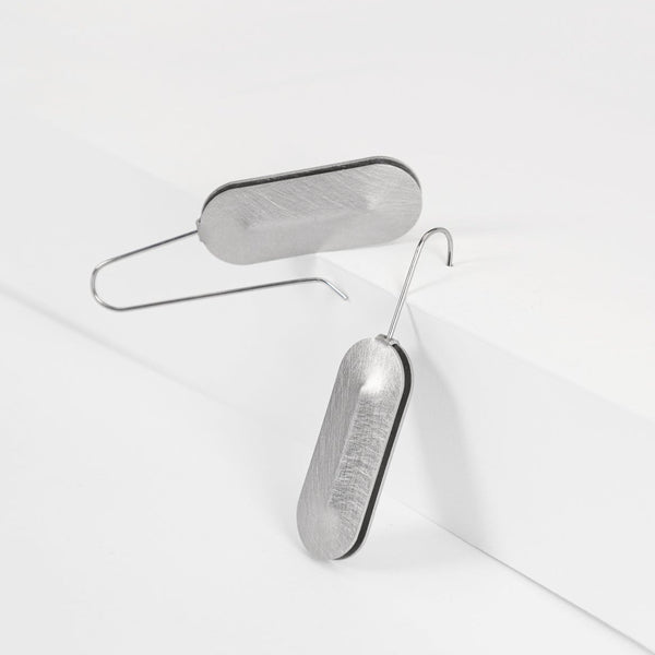 Ferro Forma — Small Oval Earrings in Stainless Steel