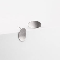 Ferro Forma — Small Oval Stud Earrings in Stainless Steel