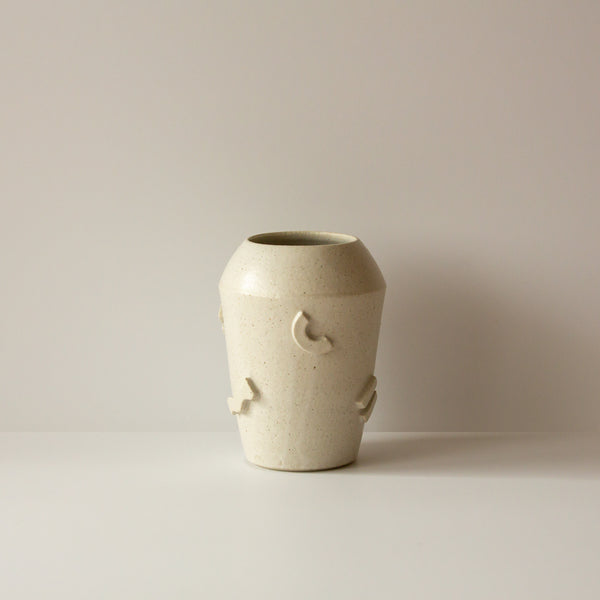 Oh Hey Grace — 'Shape Vase' in Creamy White