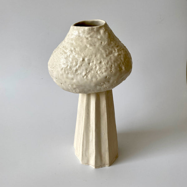 Kirsten Perry — Pod on Folded Base Vessel