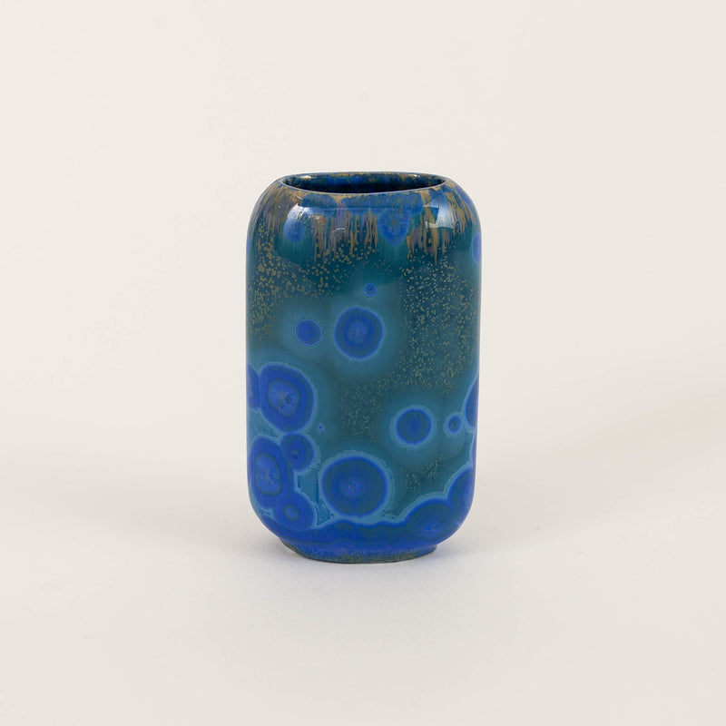 Ryan L Foote — Small Crystalline Vase in Southern Ocean