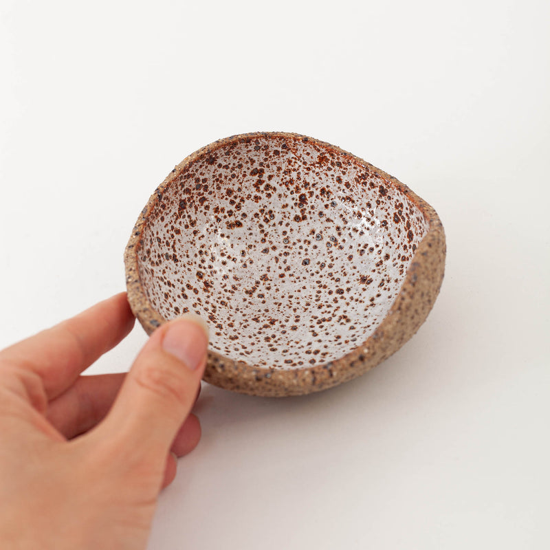 Tracy Muirhead — Large Salt Dish in White Speckle