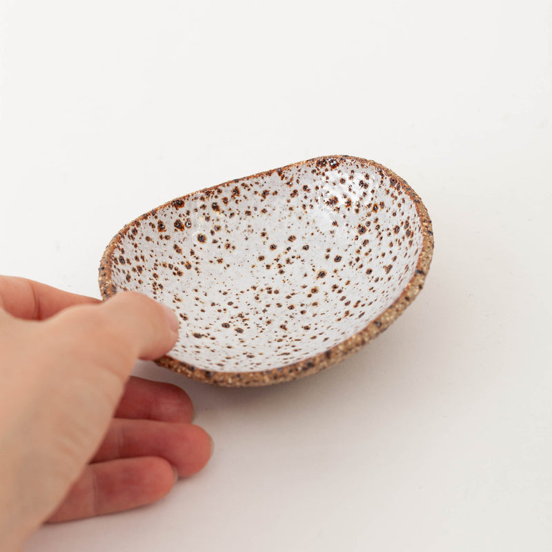Tracy Muirhead — Medium Salt Dish in White Speckle