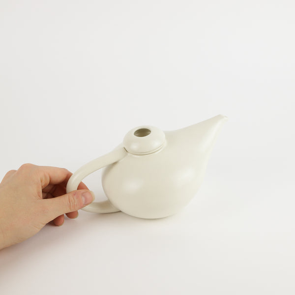 Vanessa Lucas — Lutea Teapot in Pearl