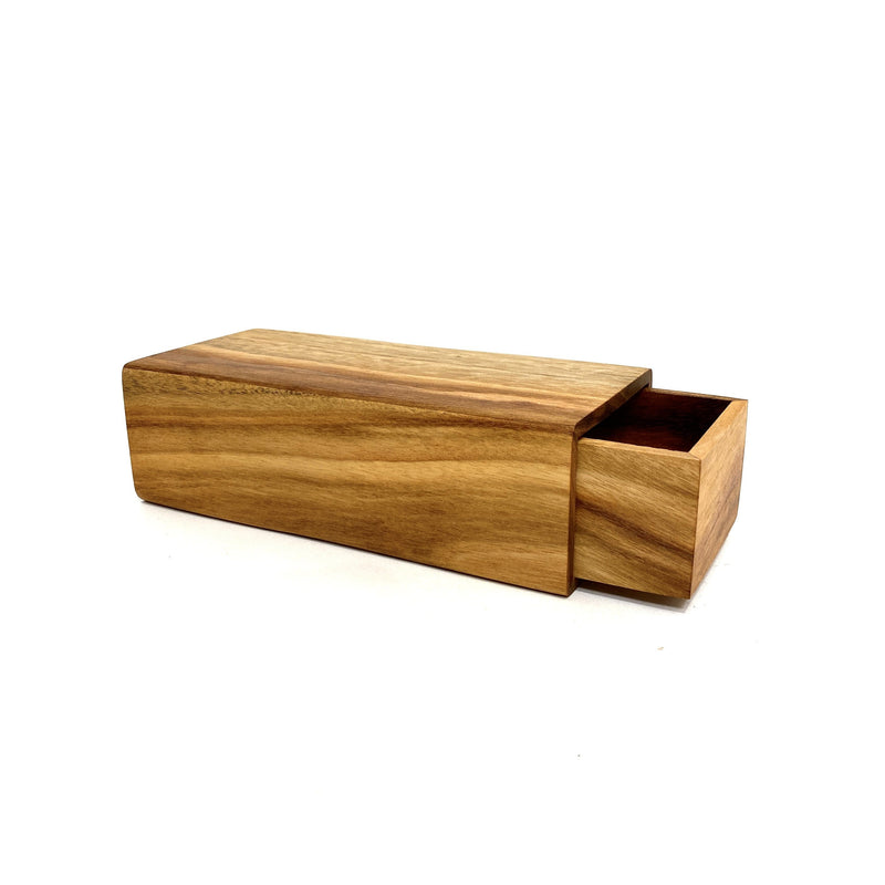 Helen and Shane Walsh — Medium Wooden 'Magnet' Box Wood Helen and Shane Walsh | Craft