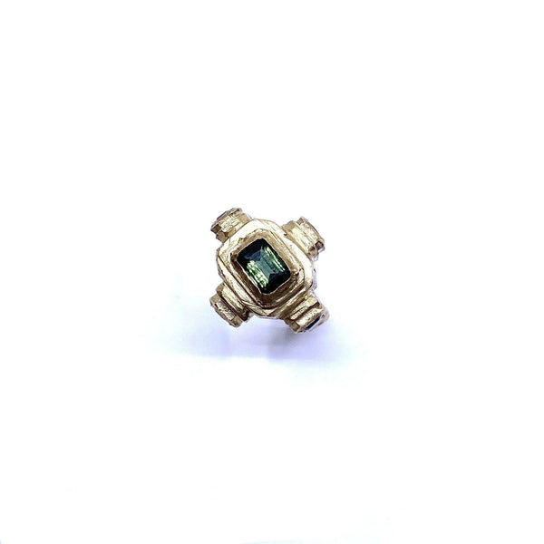 Juan Castro —'Atropos' Ring in 9ct Yellow Gold, Amethyst and Green Tourmaline Jewellery Juan Castro | Craft