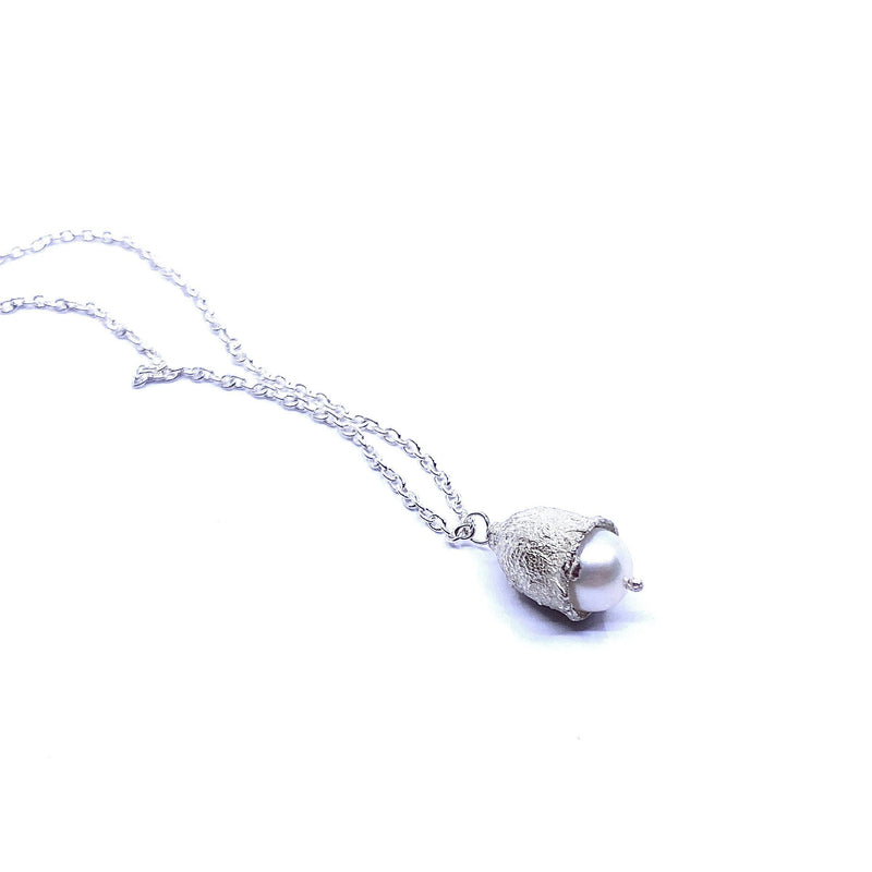 Sunggee Min - Necklace with White Freshwater Peal Jewellery Sunggee Min | Craft
