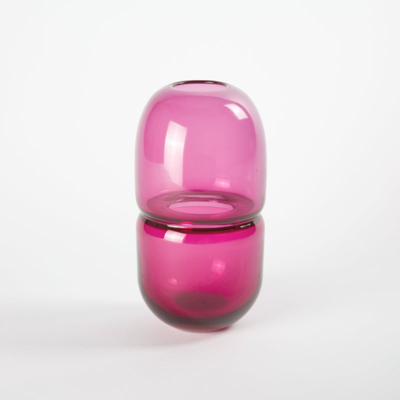 YEEND — 'Babypill' Vase in Cherry Pink Glass YEEND | Craft